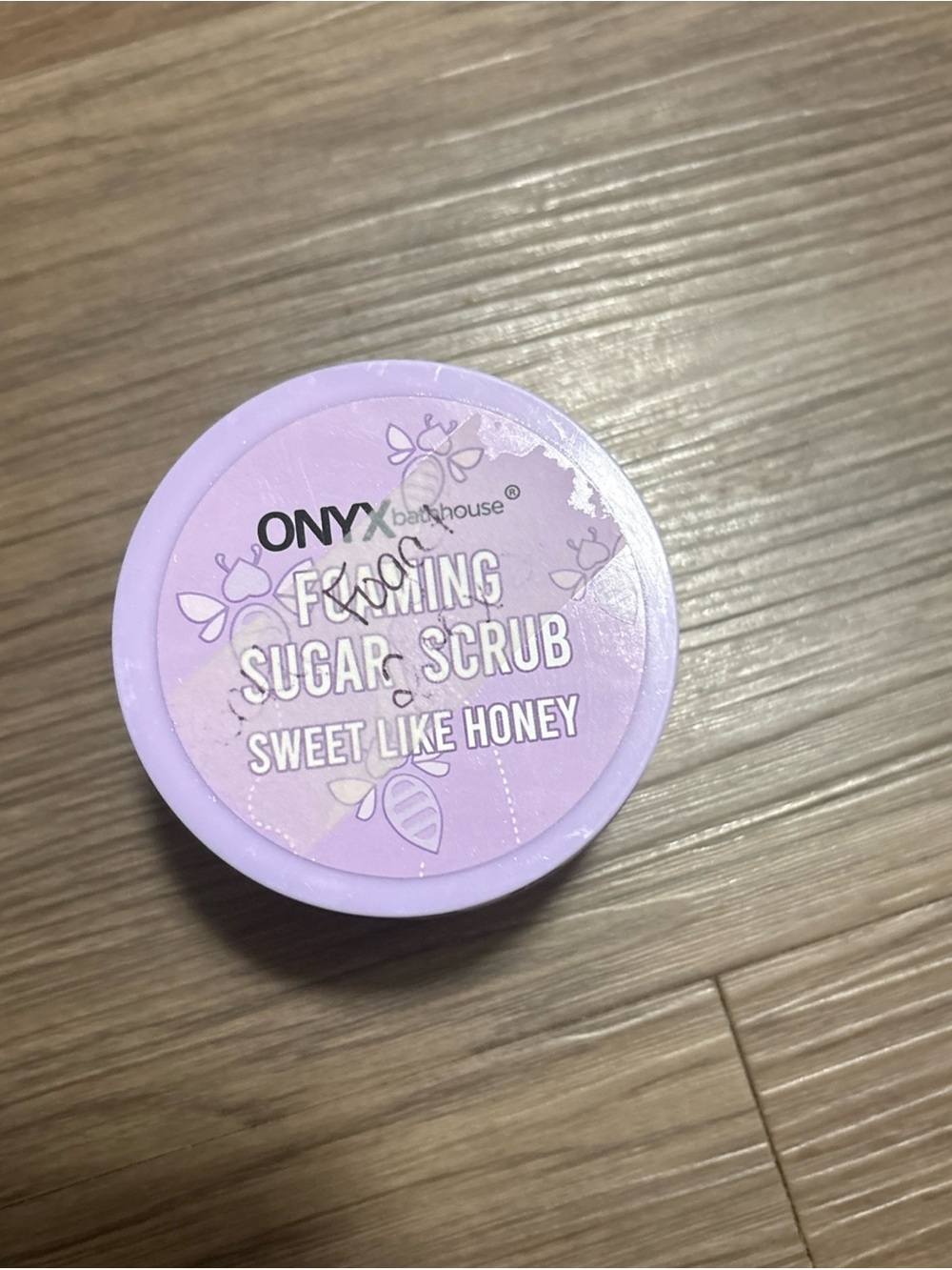 ONYX Bathhouse Foaming Sugar Scrub in Lavender (Sweet Like Honey)